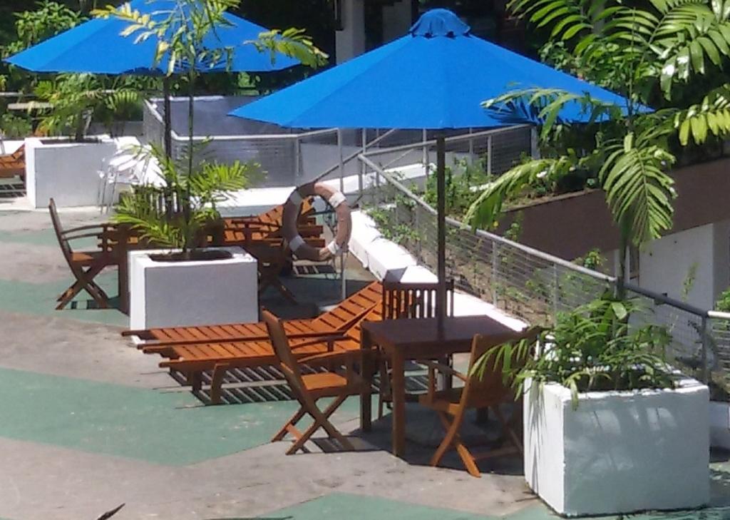 Hotel Topaz Канди Экстерьер фото